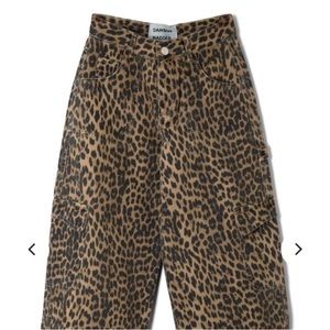 Damson madder Dion jean leopard cargo NWT
